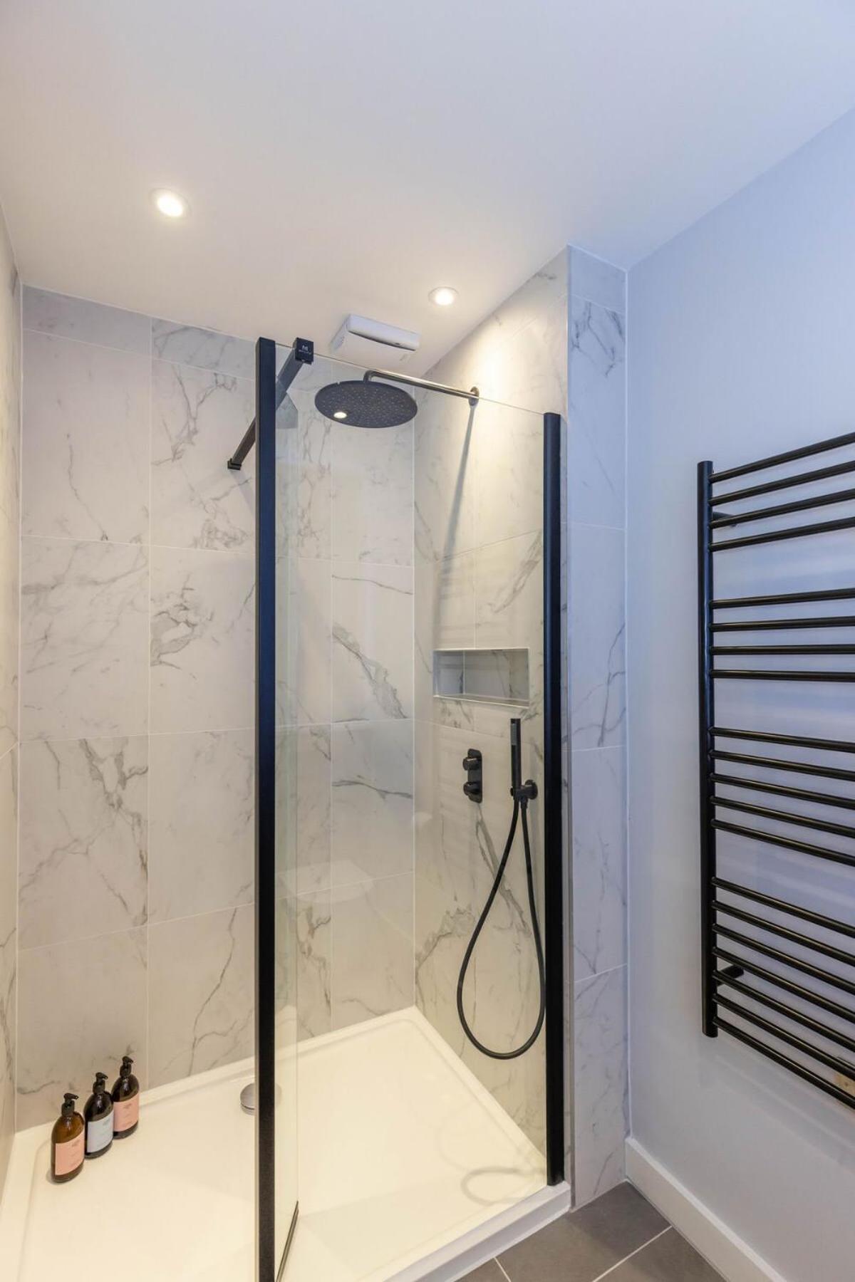Dragon Suites - Ladon Suite - 2 Bed City Centre Luxury Apartment Edinburgh Ngoại thất bức ảnh